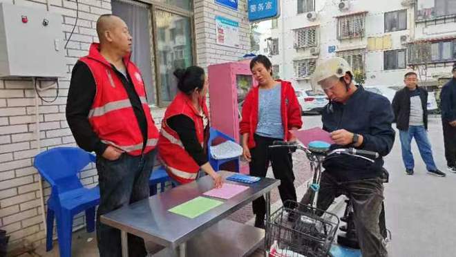 河北保定 社保服務(wù)進萬家 幸福養(yǎng)老暖人心